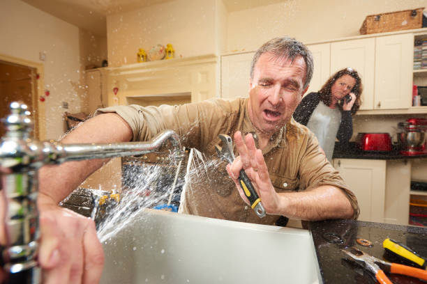 Best Sewage cleanup and water damage restoration  in Salem, OH